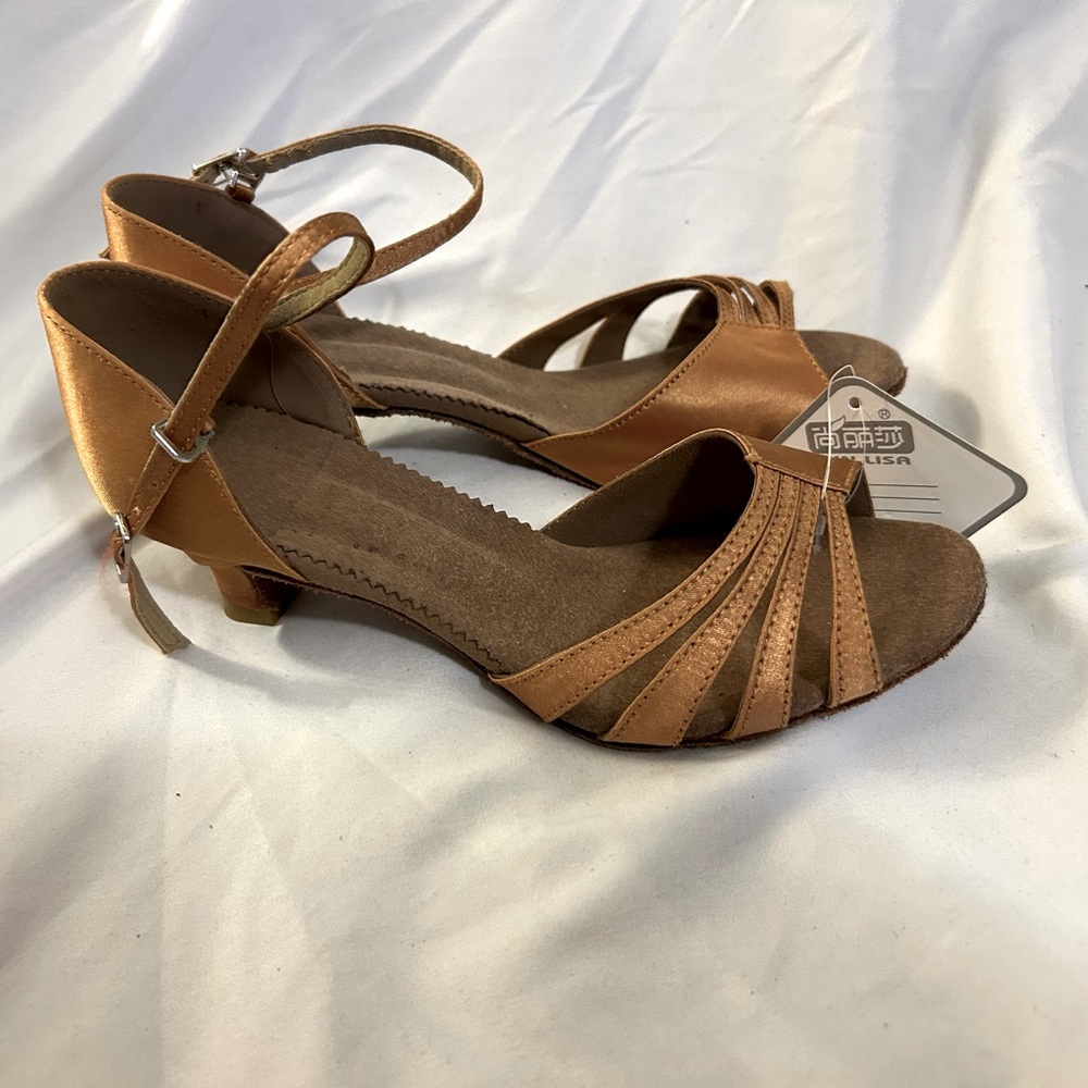 Tan Heels with Open-Toe Design and Adjustable Ankle Strap